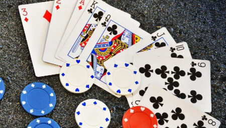 Bí quyết đánh bài Phỏm tai Sunwin bao thắng